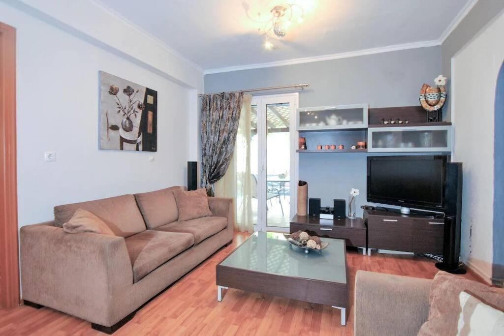 'Panos' Comfy Apartment Argostolion Exterior foto